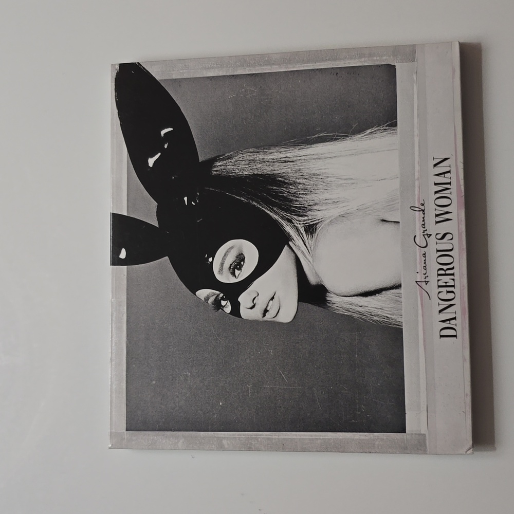 Ariana Grande Dangerous Woman imported cd